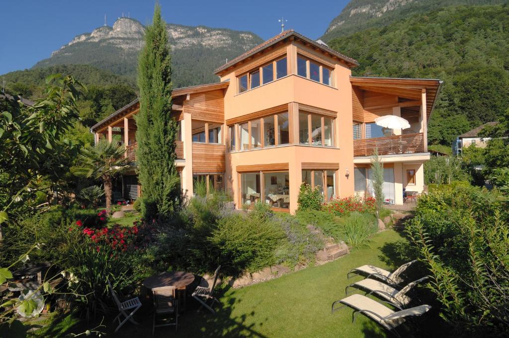 Schloss-Hof Appiano Sulla Strada Del Vino Ngoại thất bức ảnh