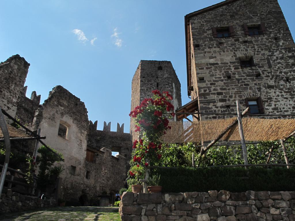 Schloss-Hof Appiano Sulla Strada Del Vino Ngoại thất bức ảnh