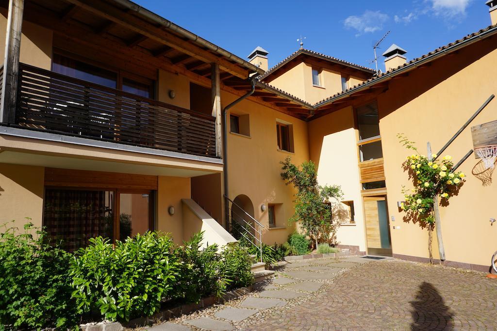 Schloss-Hof Appiano Sulla Strada Del Vino Ngoại thất bức ảnh